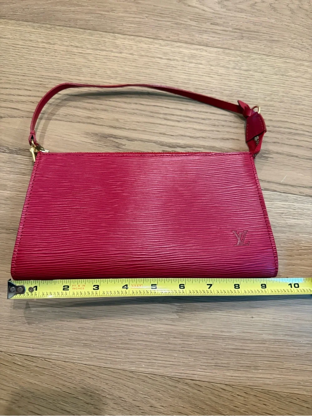 Louis Vuitton Red Epi Pochette 24 Small Handbag 2002